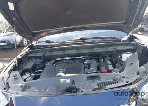 2020 Toyota Highlander Xle z USA, uszkodzony, nr VIN 5TDGZRBH4LS024346